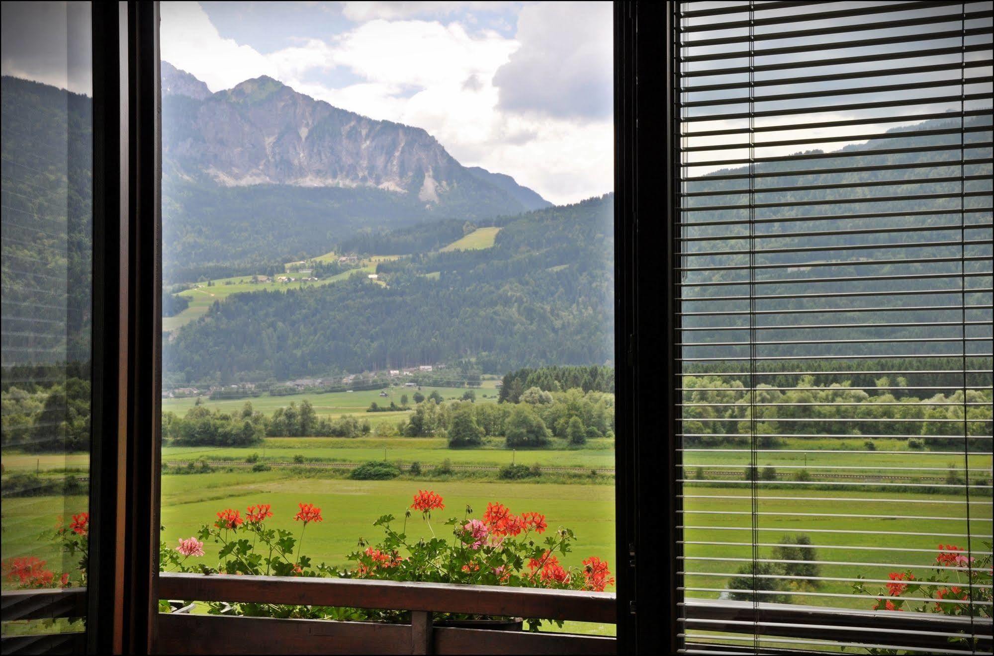 Enzianbrenner Hotel Jenig Bagian luar foto